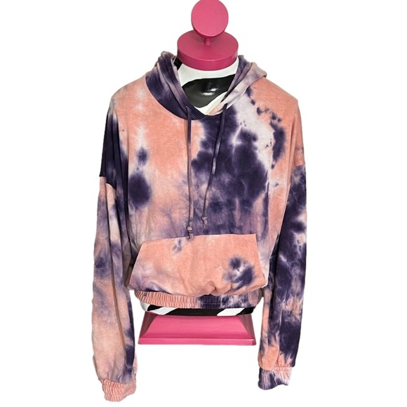 Fashion Nova Tops - FashionNova Pink/Purple/White Tie Dye Sweatshirt Size 1X